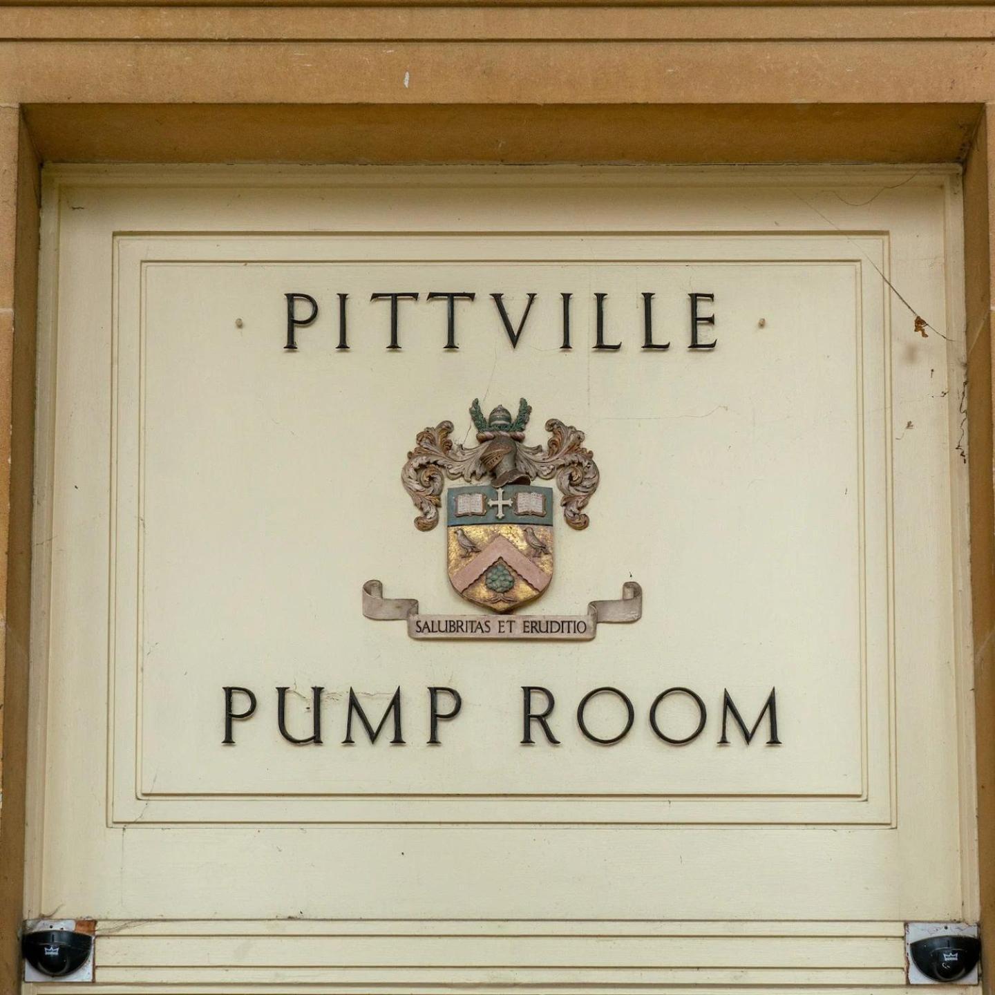 チェルトナム Pass The Keys Stylish Grade II Listed Houseヴィラ エクステリア 写真